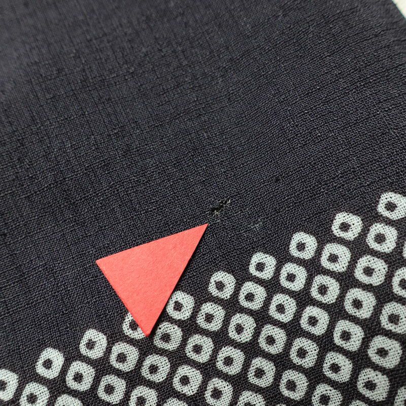 盛夏 小紋 ポリエステル チェック・格子柄 単衣仕立て 身丈151cm 裄丈65.5cm 桜 市松 鹿の子 着物 グレー_画像15