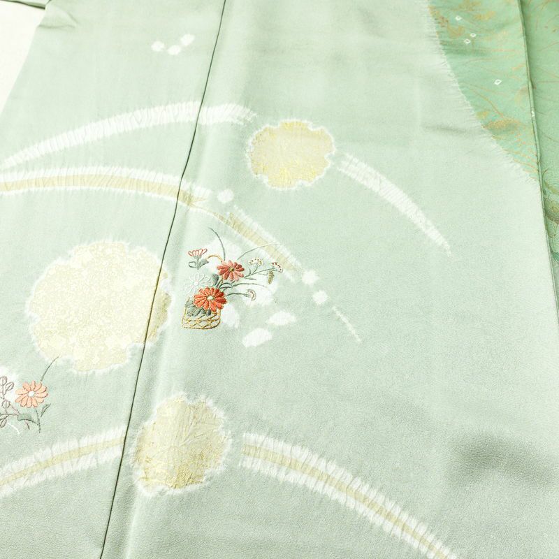 訪問着 良品 絞り 金駒刺繍 一つ紋付き 正絹 木の葉・植物柄 袷仕立て 身丈158cm 裄丈67.5cm 箔 刺繍 金彩 フォーマル 着物 入学式 卒業式 結婚式 緑・うぐいす色_画像5
