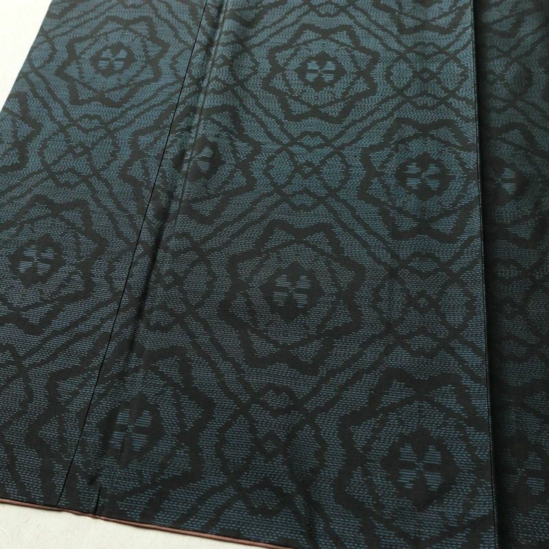 大島紬 証紙なし 正絹 幾何学柄・抽象柄 袷仕立て 身丈153.5cm 裄丈63cm 着物 青・紺_画像4