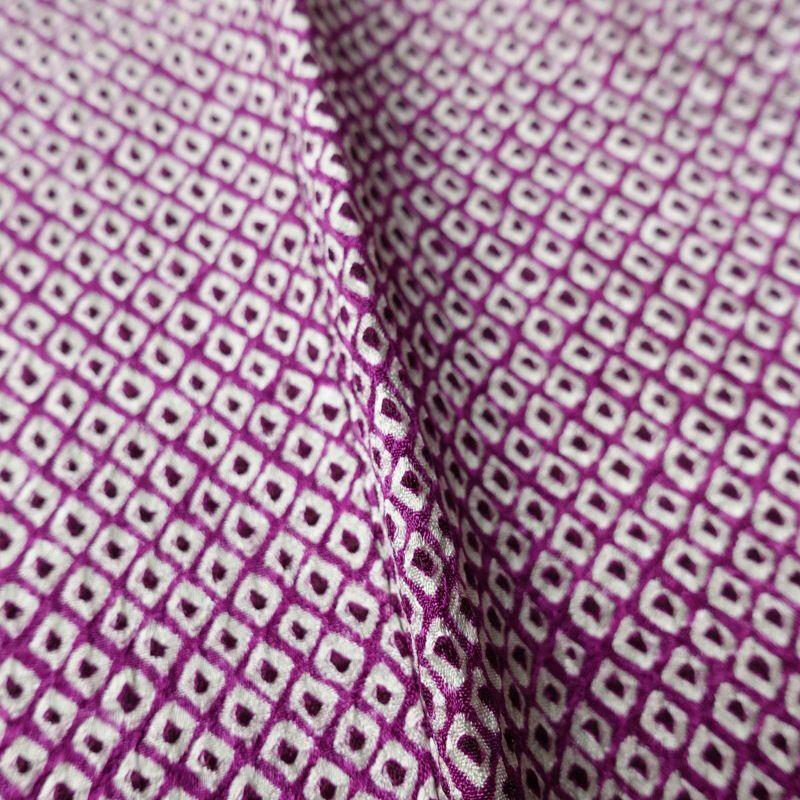 小紋 絞り 総絞り 正絹 古典柄 袷仕立て 身丈160.5cm 裄丈67cm 着物 紫・藤色_画像10