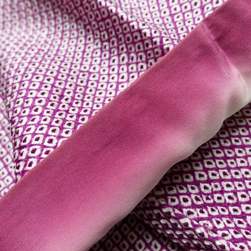 小紋 絞り 総絞り 正絹 古典柄 袷仕立て 身丈160.5cm 裄丈67cm 着物 紫・藤色_画像14