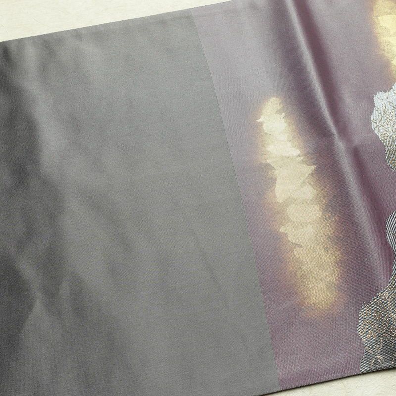 袋帯 六通柄 美品 証紙あり フォーマル用 正絹 花柄 箔 刺繍 金糸 帯 入学式 卒業式 結婚式 紫・藤色_画像15
