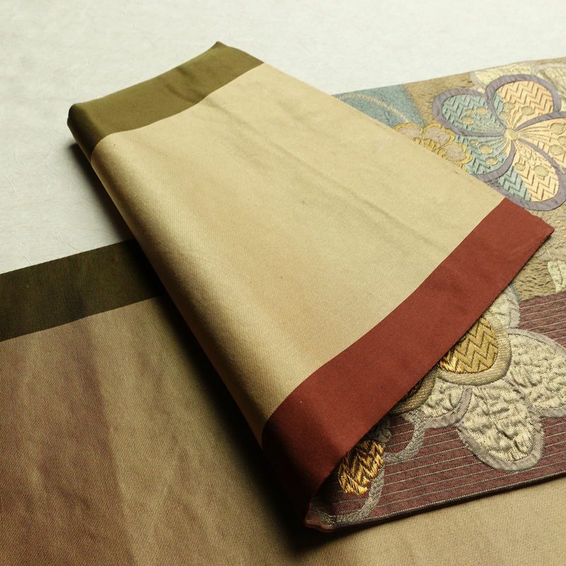 袋帯 六通柄 良品 フォーマル用 正絹 花柄 箔 金糸 帯 入学式 卒業式 結婚式 桜 くすみカラー 多色使い_画像10