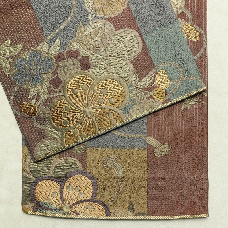 袋帯 六通柄 良品 フォーマル用 正絹 花柄 箔 金糸 帯 入学式 卒業式 結婚式 桜 くすみカラー 多色使い_画像14