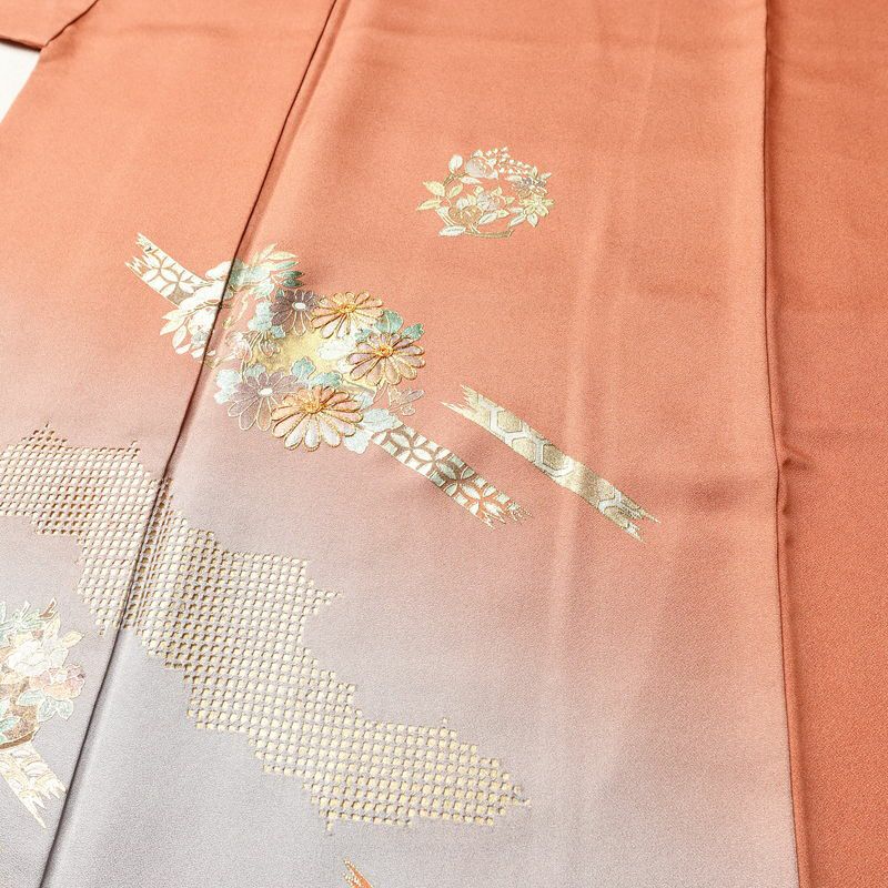 付け下げ 金駒刺繍 正絹 花柄 袷仕立て 身丈165cm 裄丈69cm 箔 刺繍 金彩 フォーマル 着物 入学式 卒業式 結婚式 くすみ朱色 赤・朱_画像5