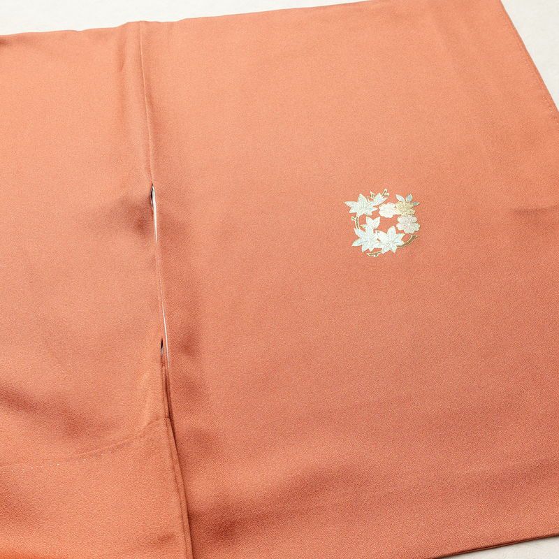 付け下げ 金駒刺繍 正絹 花柄 袷仕立て 身丈165cm 裄丈69cm 箔 刺繍 金彩 フォーマル 着物 入学式 卒業式 結婚式 くすみ朱色 赤・朱_画像13
