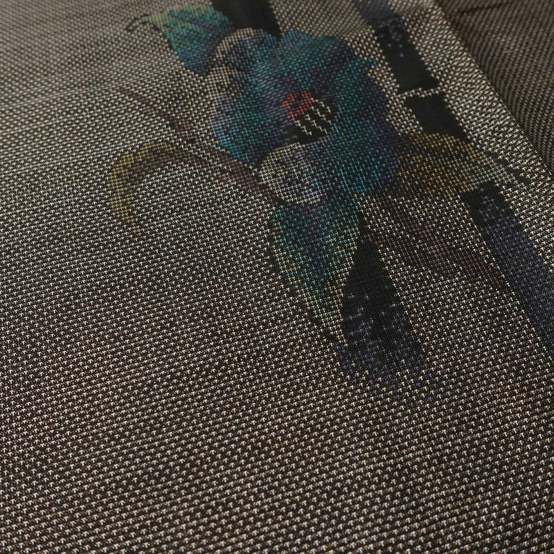 本場大島紬 大島紬 美品 古代染色純泥染 伝統的工芸品 証紙あり しつけ糸付き 正絹 花柄 袷仕立て 身丈152cm 裄丈65cm 着物 茶_画像8