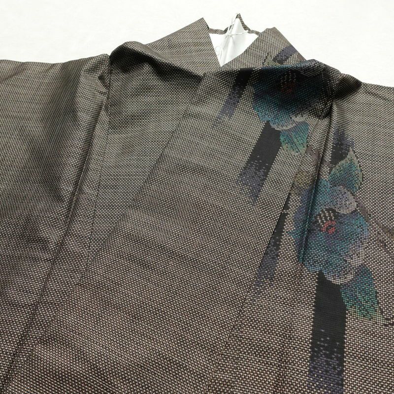 本場大島紬 大島紬 美品 古代染色純泥染 伝統的工芸品 証紙あり しつけ糸付き 正絹 花柄 袷仕立て 身丈152cm 裄丈65cm 着物 茶_画像15