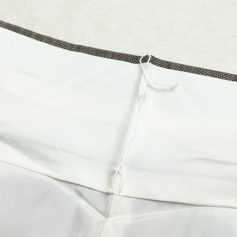 本場大島紬 大島紬 美品 古代染色純泥染 伝統的工芸品 証紙あり しつけ糸付き 正絹 花柄 袷仕立て 身丈152cm 裄丈65cm 着物 茶_画像18