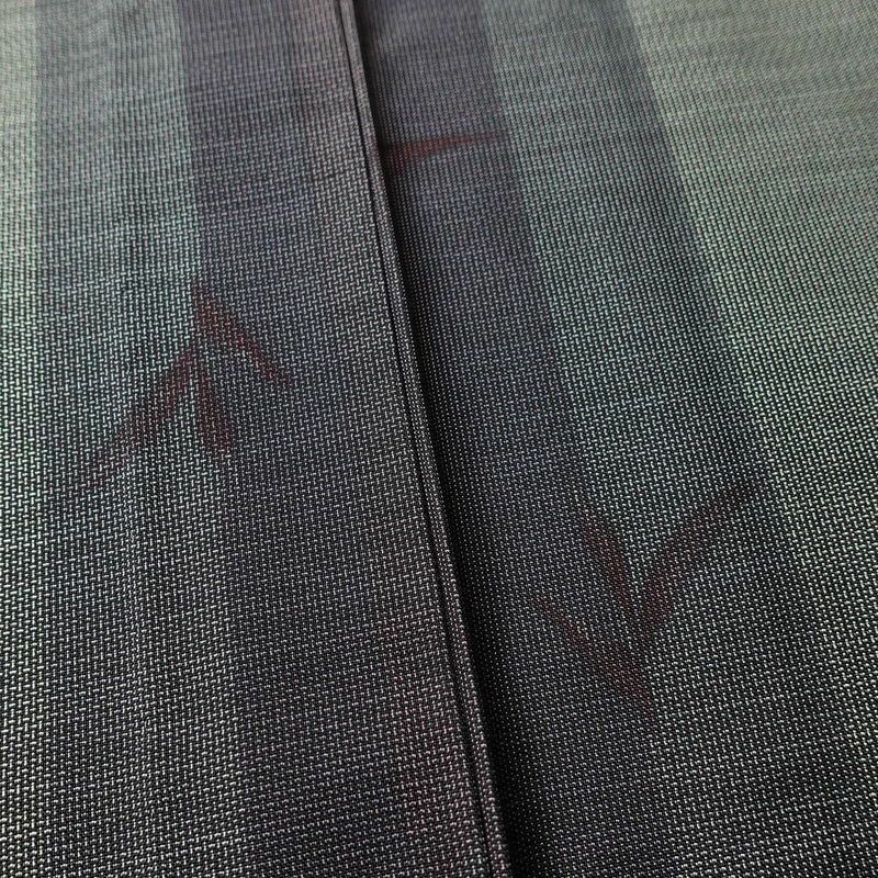 本場大島紬 伝統工芸品 単衣 美品 証紙あり 正絹 木の葉・植物柄 単衣仕立て 身丈159.5cm 裄丈65cm さが美 着物 紫・藤色_画像12