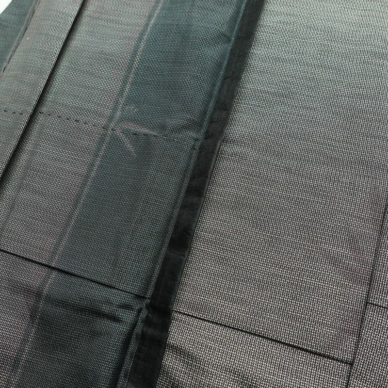 本場大島紬 伝統工芸品 単衣 美品 証紙あり 正絹 木の葉・植物柄 単衣仕立て 身丈159.5cm 裄丈65cm さが美 着物 紫・藤色_画像17