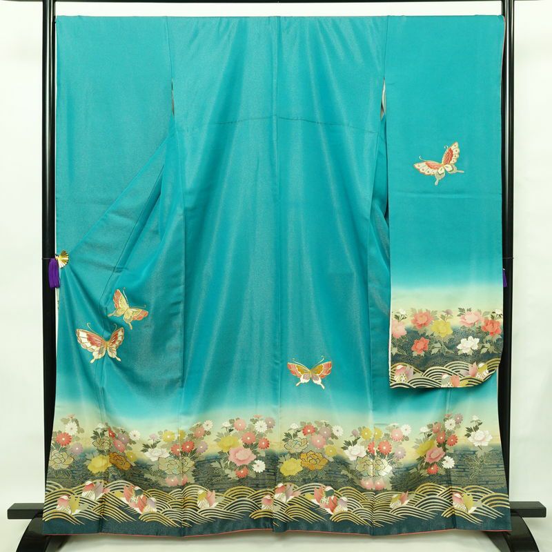 振袖 金駒刺繍 正絹 古典柄 袷仕立て 身丈163.5cm 裄丈70cm 箔 刺繍 金彩 金糸 着物 成人式 二十歳 蝶 緑・うぐいす色_画像1