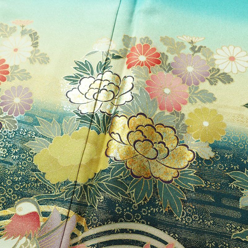 振袖 金駒刺繍 正絹 古典柄 袷仕立て 身丈163.5cm 裄丈70cm 箔 刺繍 金彩 金糸 着物 成人式 二十歳 蝶 緑・うぐいす色_画像10