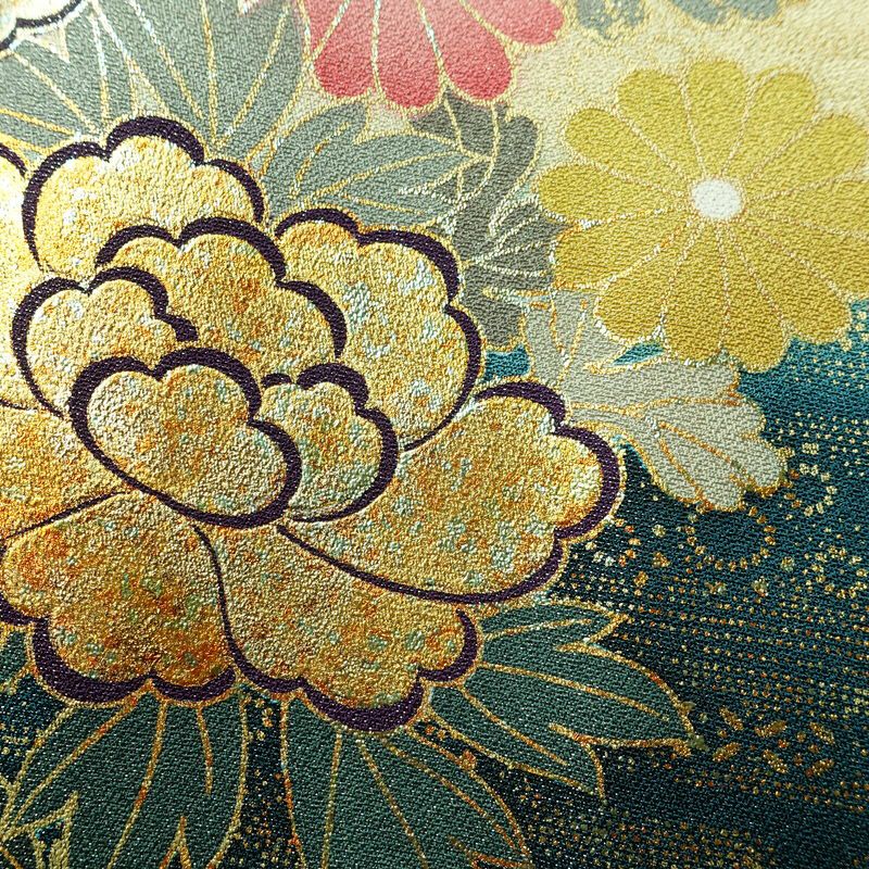 振袖 金駒刺繍 正絹 古典柄 袷仕立て 身丈163.5cm 裄丈70cm 箔 刺繍 金彩 金糸 着物 成人式 二十歳 蝶 緑・うぐいす色_画像11