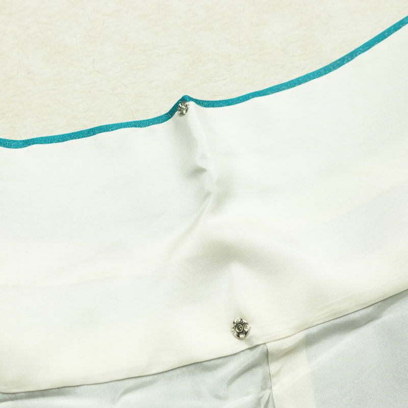 振袖 金駒刺繍 正絹 古典柄 袷仕立て 身丈163.5cm 裄丈70cm 箔 刺繍 金彩 金糸 着物 成人式 二十歳 蝶 緑・うぐいす色_画像19