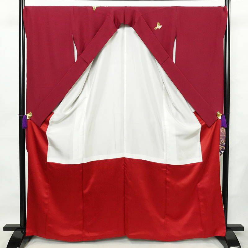 振袖 良品 セット品 長襦袢付き 袋帯付き 縮緬 正絹 花柄 袷仕立て 身丈164.5cm 裄丈70cm 箔 金彩 フォーマル 着物 帯 成人式 二十歳 赤紫 紫・藤色_画像3