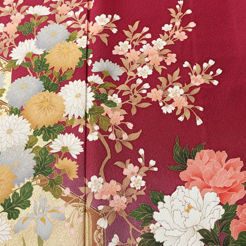 振袖 良品 セット品 長襦袢付き 袋帯付き 縮緬 正絹 花柄 袷仕立て 身丈164.5cm 裄丈70cm 箔 金彩 フォーマル 着物 帯 成人式 二十歳 赤紫 紫・藤色_画像6