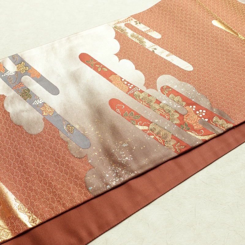袋帯 未仕立て 六通柄 美品 証紙あり フォーマル用 正絹 古典柄 箔 金通し 金糸 帯 入学式 卒業式 結婚式 未使用品 茶_画像11