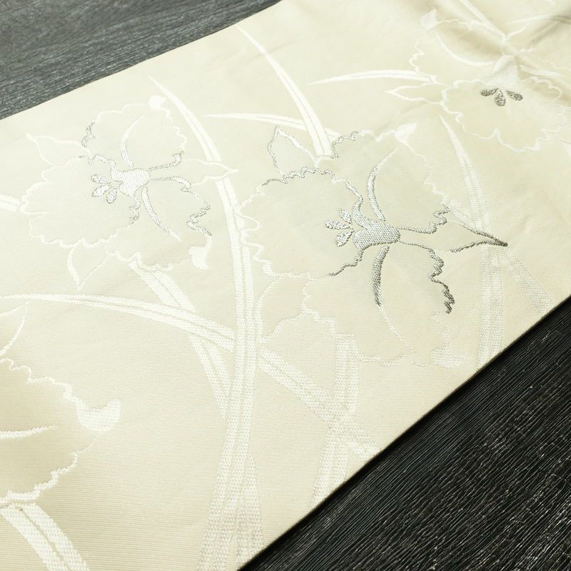 名古屋帯 六通柄 正絹 花柄 名古屋仕立て 箔 銀糸 帯 クリーム_画像9