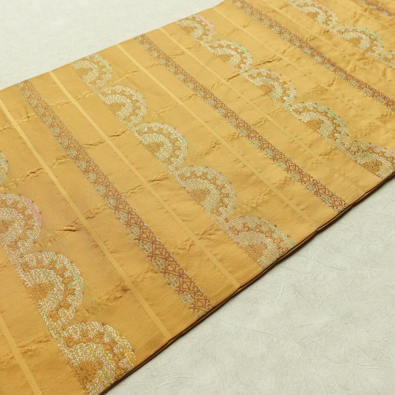 名古屋帯 六通柄 良品 正絹 縞柄・線柄 名古屋仕立て 箔 帯 黄・黄土色_画像10