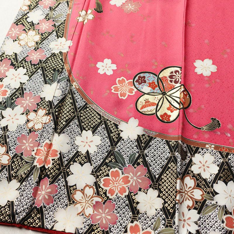 振袖 良品 ふき綿仕立て 金駒刺繍 正絹 古典柄 袷仕立て 身丈163.5cm 裄丈70.5cm 箔 金彩 着物 成人式 二十歳 ピンク_画像4