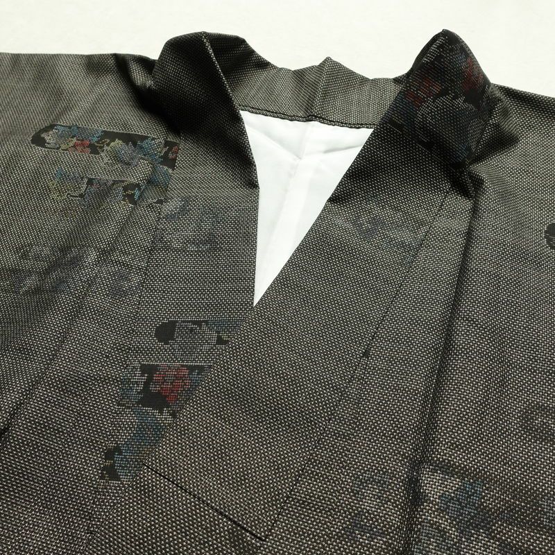 大島紬 良品 創匠きゅうの 古代染色純泥染 証紙あり 正絹 木の葉・植物柄 袷仕立て 身丈162.5cm 裄丈67cm 本場大島紬 伝統工芸 一部しつけ糸付き 着物 茶_画像16