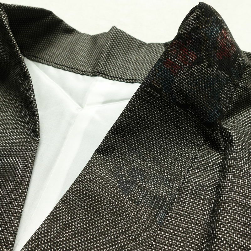 大島紬 良品 創匠きゅうの 古代染色純泥染 証紙あり 正絹 木の葉・植物柄 袷仕立て 身丈162.5cm 裄丈67cm 本場大島紬 伝統工芸 一部しつけ糸付き 着物 茶_画像17