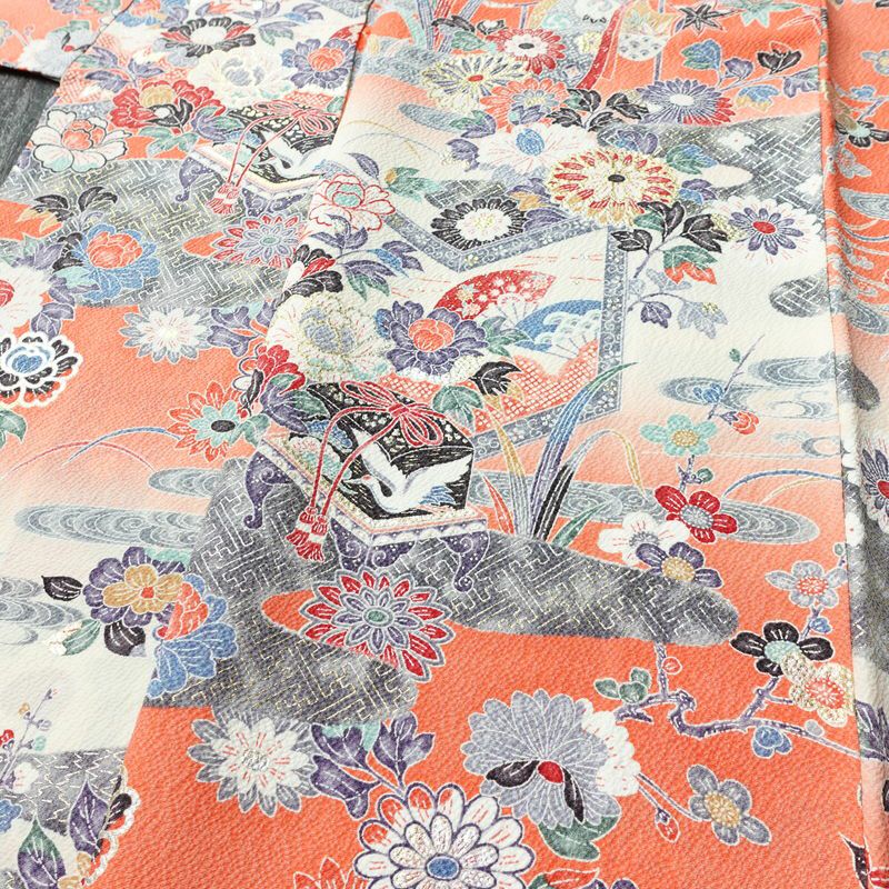 小紋 良品 京都清水 地主神社 落款入り 縮緬 正絹 古典柄 袷仕立て 身丈155cm 裄丈62cm 箔 着物 赤・朱_画像5