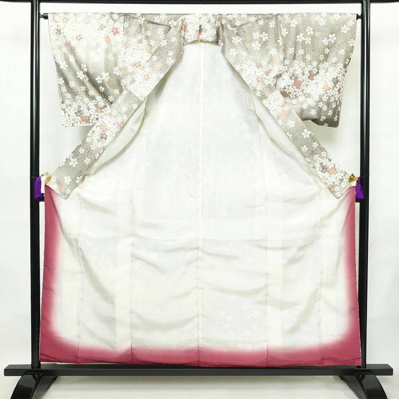 小紋 良品 しつけ糸付き 正絹 花柄 袷仕立て 身丈157.5cm 裄丈65cm 箔 金彩 着物 グレー_画像3