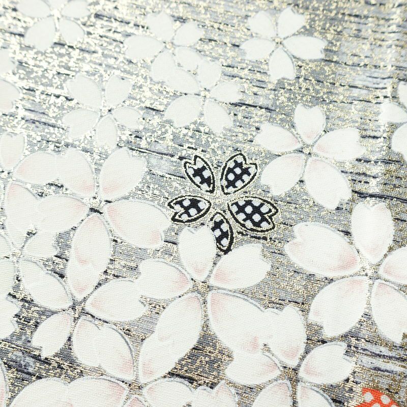 小紋 良品 しつけ糸付き 正絹 花柄 袷仕立て 身丈157.5cm 裄丈65cm 箔 金彩 着物 グレー_画像7