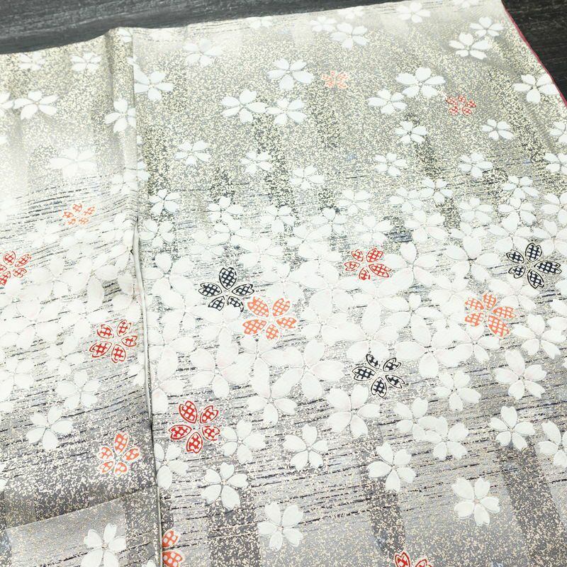 小紋 良品 しつけ糸付き 正絹 花柄 袷仕立て 身丈157.5cm 裄丈65cm 箔 金彩 着物 グレー_画像13
