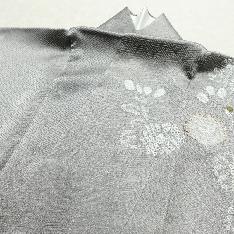 訪問着 美品 しつけ糸付き 絞り 一つ紋付き 正絹 花柄 袷仕立て 身丈159.5cm 裄丈65cm 刺繍 フォーマル 着物 入学式 卒業式 結婚式 グレー_画像18