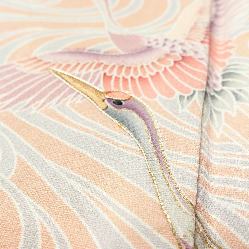 色留袖 しつけ糸付き 金駒刺繍 一つ紋付き 正絹 人物・動物柄 袷仕立て 身丈156.5cm 裄丈68cm 箔 刺繍 共八掛 金彩 フォーマル 着物 結婚式 ピンク_画像7