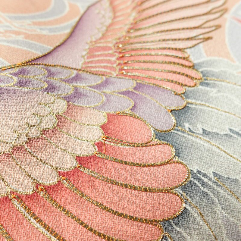 色留袖 しつけ糸付き 金駒刺繍 一つ紋付き 正絹 人物・動物柄 袷仕立て 身丈156.5cm 裄丈68cm 箔 刺繍 共八掛 金彩 フォーマル 着物 結婚式 ピンク_画像8