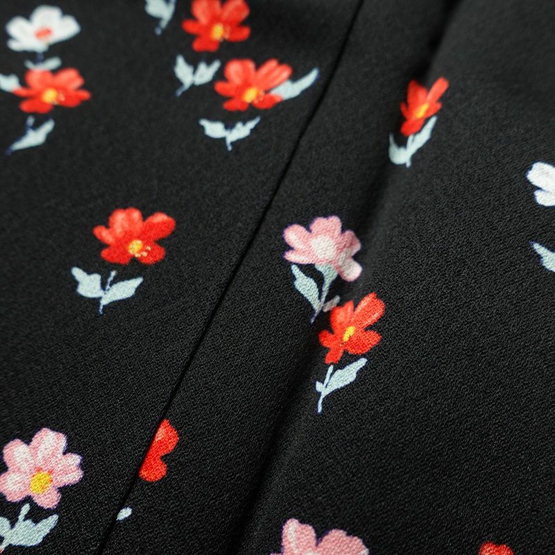 小紋 付下小紋 良品 しつけ糸付き 正絹 花柄 袷仕立て 身丈161cm 裄丈63cm 着物 黒_画像9