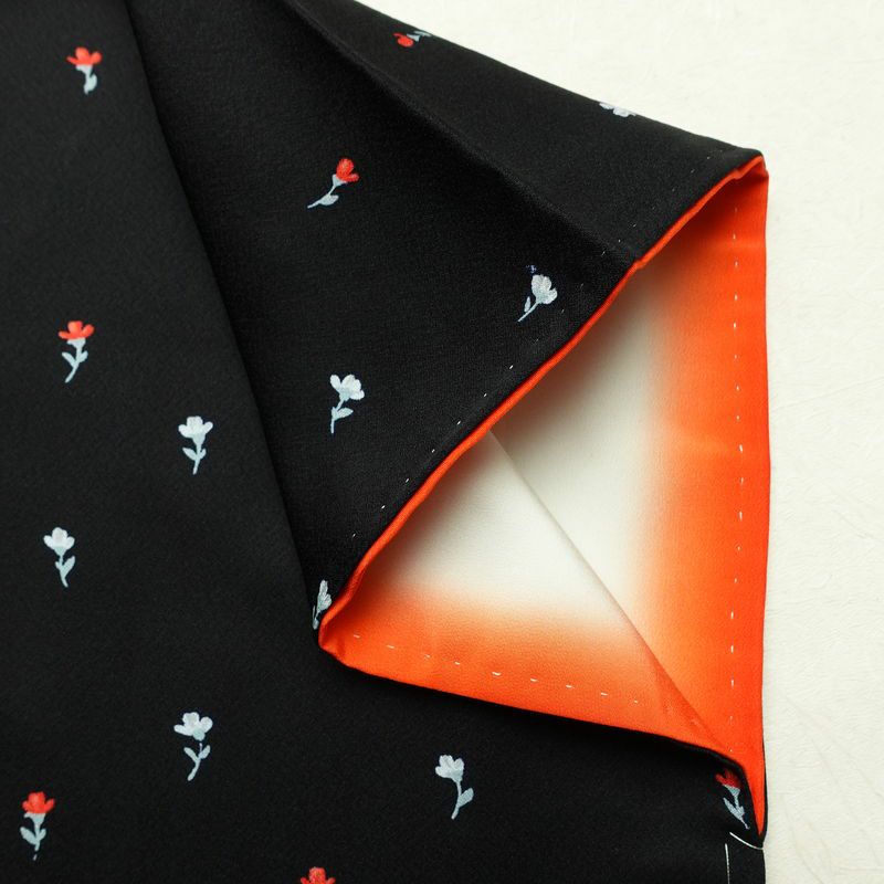 小紋 付下小紋 良品 しつけ糸付き 正絹 花柄 袷仕立て 身丈161cm 裄丈63cm 着物 黒_画像18