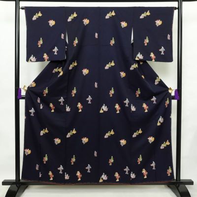 小紋 付下小紋 良品 しつけ糸付き 正絹 人物・動物柄 袷仕立て 身丈157cm 裄丈64cm 箔 金彩 着物 青・紺