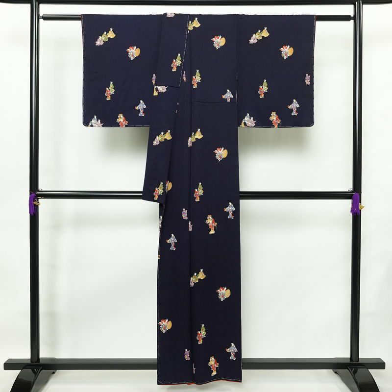 小紋 付下小紋 良品 しつけ糸付き 正絹 人物・動物柄 袷仕立て 身丈157cm 裄丈64cm 箔 金彩 着物 青・紺_画像2