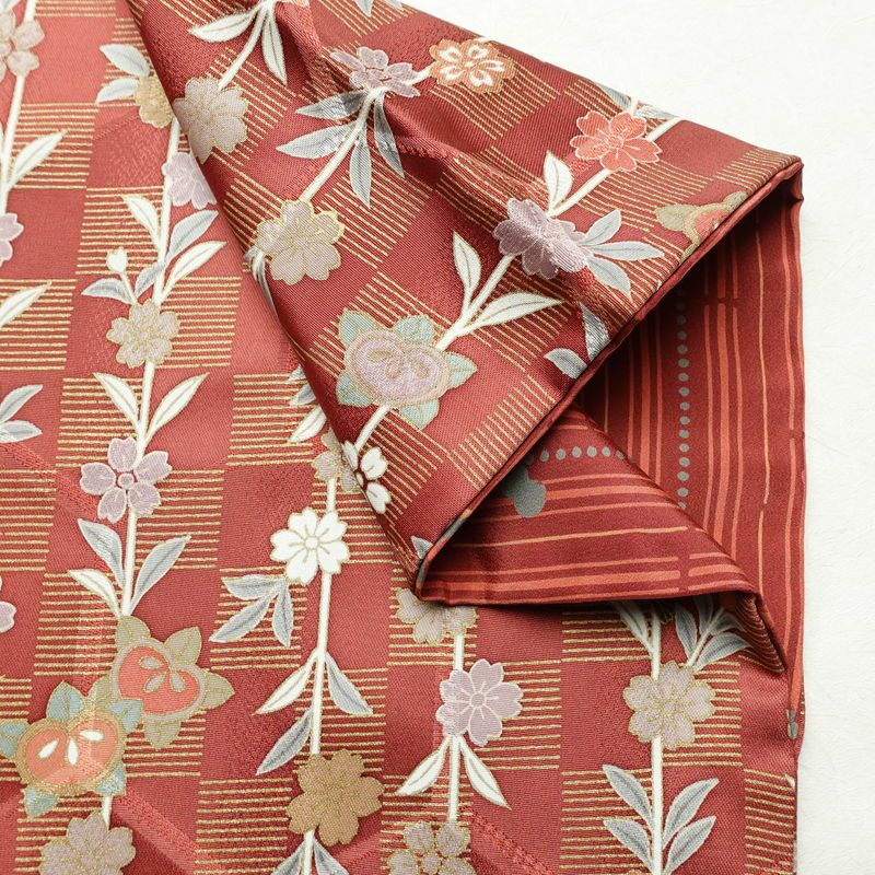 付け下げ 付下小紋 美品 正絹 古典柄 袷仕立て 身丈164.5cm 裄丈66cm 箔 金彩 フォーマル 着物 柄八掛 多色使い_画像16