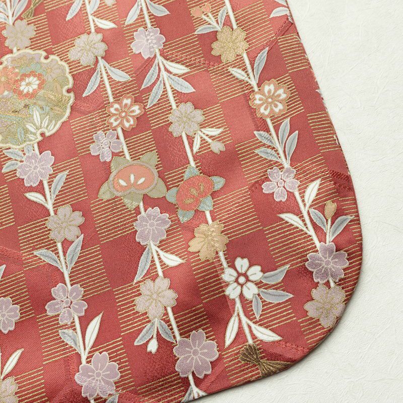 付け下げ 付下小紋 美品 正絹 古典柄 袷仕立て 身丈164.5cm 裄丈66cm 箔 金彩 フォーマル 着物 柄八掛 多色使い_画像17