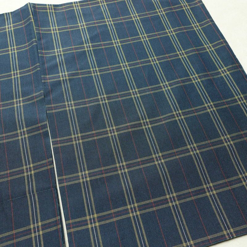 紬 良品 正絹 チェック・格子柄 袷仕立て 身丈159cm 裄丈66cm 着物 青・紺_画像12