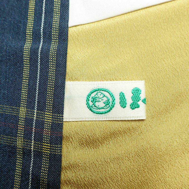 紬 良品 正絹 チェック・格子柄 袷仕立て 身丈159cm 裄丈66cm 着物 青・紺_画像19