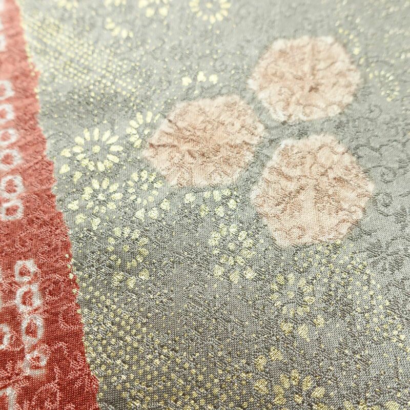 訪問着 良品 絞り 綸子 正絹 木の葉・植物柄 袷仕立て 身丈161.5cm 裄丈68cm 箔 共八掛 金彩 フォーマル 着物 入学式 卒業式 くすみピンク 結婚式 ピンク_画像9