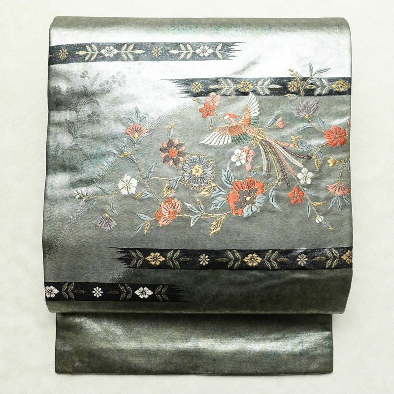 名古屋帯 太鼓柄 良品 正絹 木の葉・植物柄 名古屋仕立て 箔 刺繍 金・銀_画像1