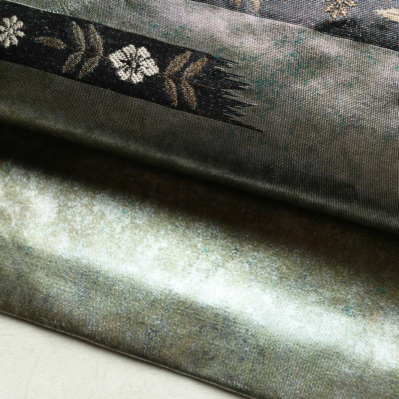 名古屋帯 太鼓柄 良品 正絹 木の葉・植物柄 名古屋仕立て 箔 刺繍 金・銀_画像8
