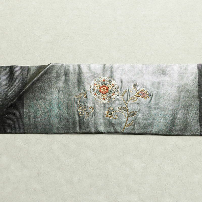 名古屋帯 太鼓柄 良品 正絹 木の葉・植物柄 名古屋仕立て 箔 刺繍 金・銀_画像14