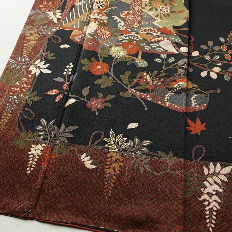 訪問着 良品 金駒刺繍 正絹 古典柄 袷仕立て 身丈166cm 裄丈67.5cm 箔 刺繍 金彩 フォーマル 着物 黒_画像4