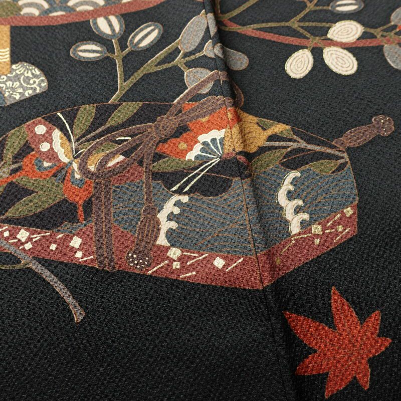 訪問着 良品 金駒刺繍 正絹 古典柄 袷仕立て 身丈166cm 裄丈67.5cm 箔 刺繍 金彩 フォーマル 着物 黒_画像10