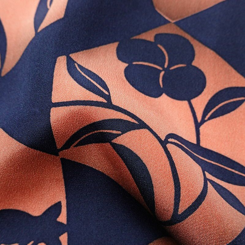 道行コート 良品 浜ちりめん 縮緬 正絹 木の葉・植物柄 袷仕立て 身丈85.5cm 裄丈66cm ピンク_画像13