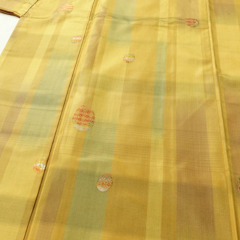 紬 アンサンブル セット品 正絹 チェック・格子柄 袷仕立て 身丈163cm 裄丈67cm 着物 黄・黄土色_画像5